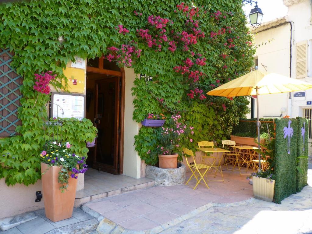 Hotel Du Soleil Hyeres Bagian luar foto