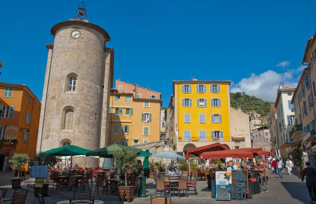 Hotel Du Soleil Hyeres Bagian luar foto