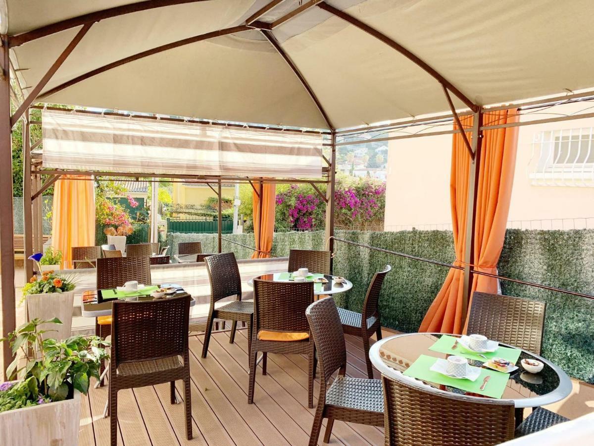 Hotel Du Soleil Hyeres Bagian luar foto
